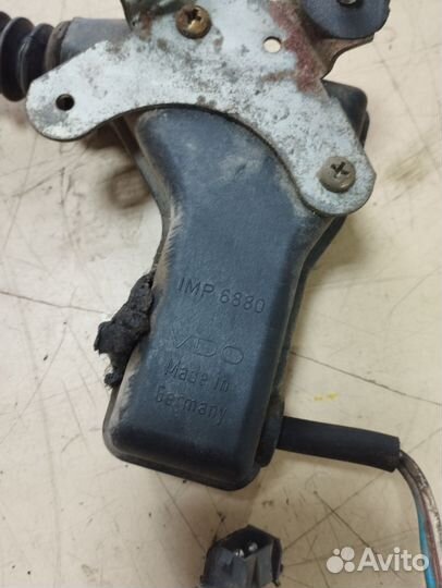 Активатор замка задний левый vоlvo 760 вольво 760