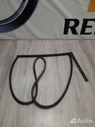 Уплотнитель задней двери Kia soul 2 Прав