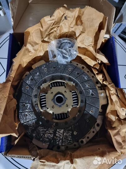 Комплект сцепления valeo HDK-110 для KIA sporteg