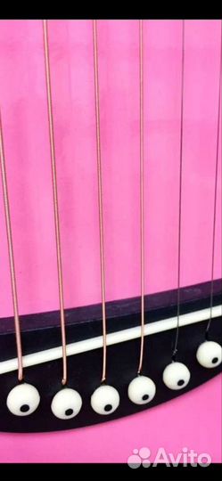 Акустическая гитара