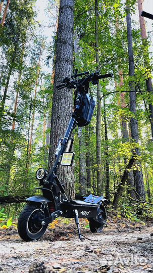 Электросамокат syccyba m10