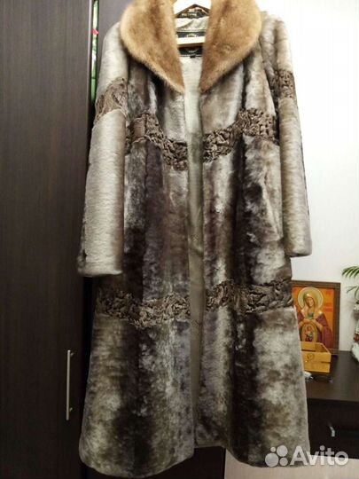 Шуба мутоновая 46 размера новая