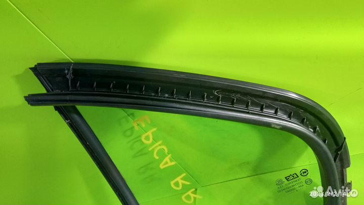 Форточка двери задней правой для Chevrolet Epica