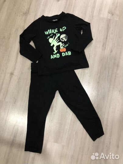 Костюм на мальчика 104