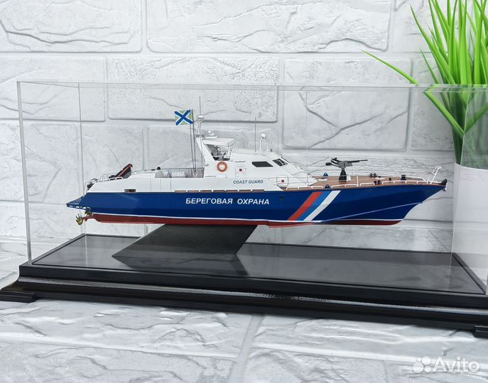 Модель катера