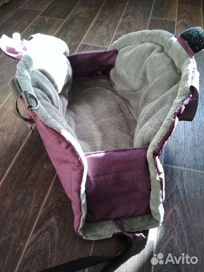 Переноска лежанка для животных