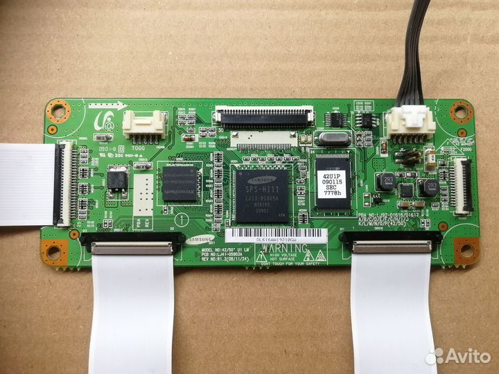 Телевизор Samsung PS42B430P2W в разборе