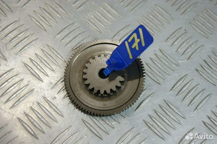 Шестерня Honda Magna 250