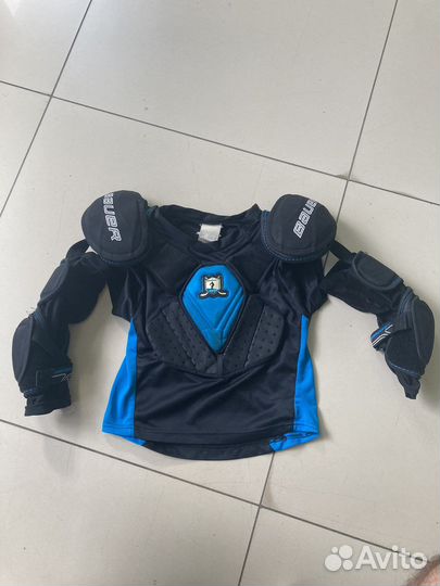 Хоккейная форма нагрудник