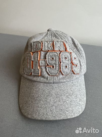 Бейсболка dc, dkny и шляпа zara