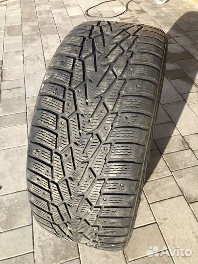 Nokian Tyres Hakkapeliitta 7 235/50 R18