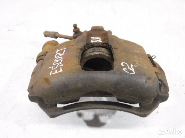 Суппорт тормозной передний правый Ford Escort