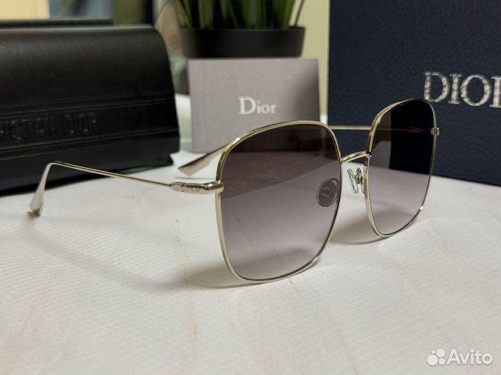 Солнцезащитные очки christian dior