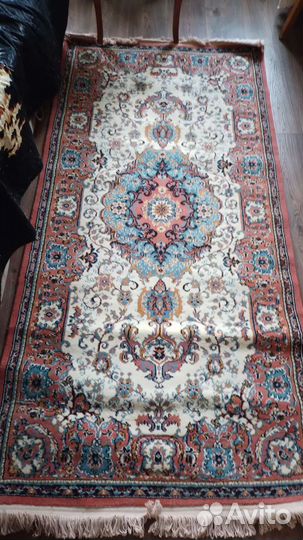 Ковер на пол овальный и прикроватный