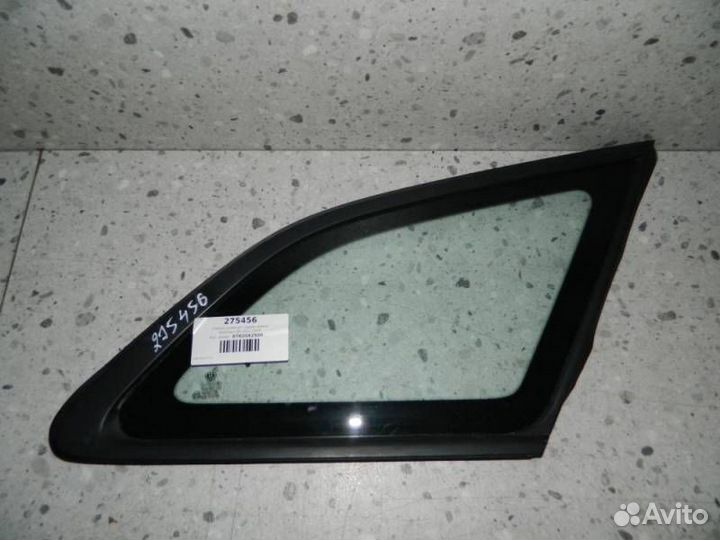 Стекло кузовное глухое правое Kia Ceed JD 2012-201