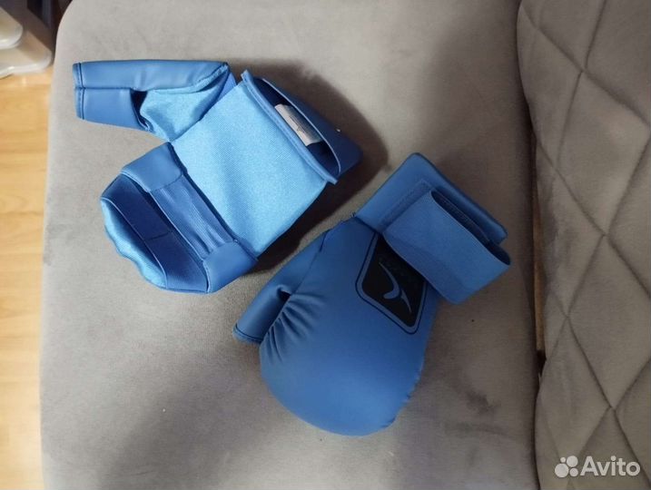 Комлект для занятий борьбой,каратэ