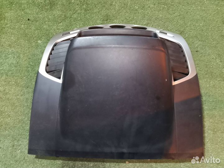 Накладка центральной консоли 8060A079ZZ Mitsubishi Tribute KB9T царапины