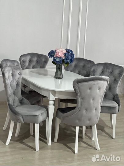 Стол кухонный