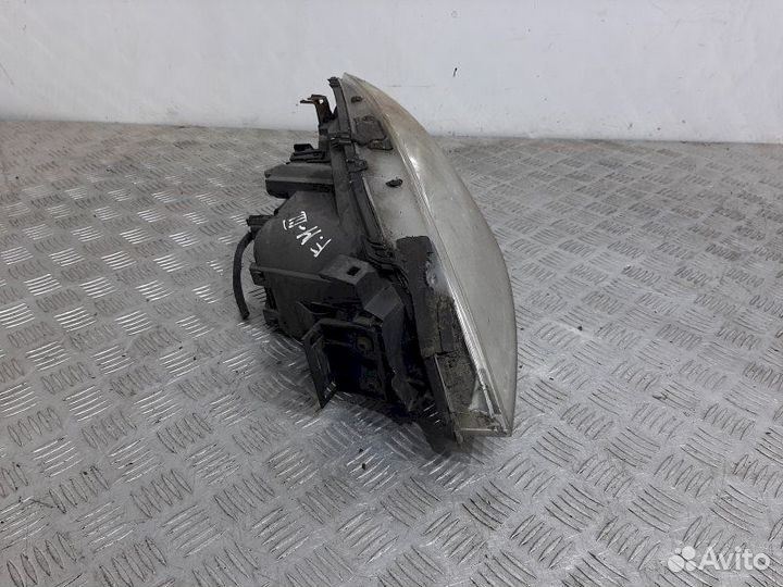 Фара Ford Mondeo 3 (2000-2007)