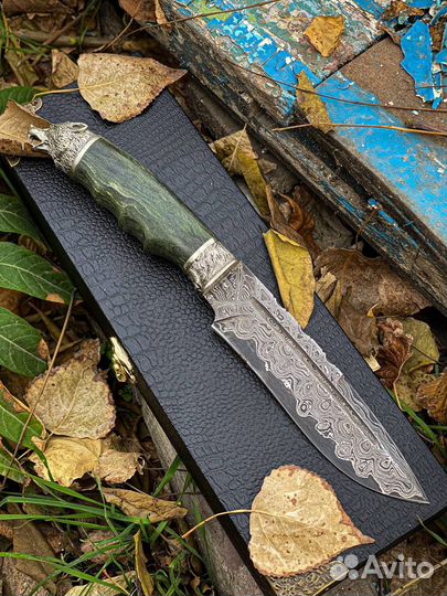 Авторский нож из дамасской стали