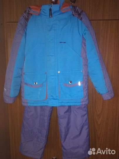 Продам костюм детский