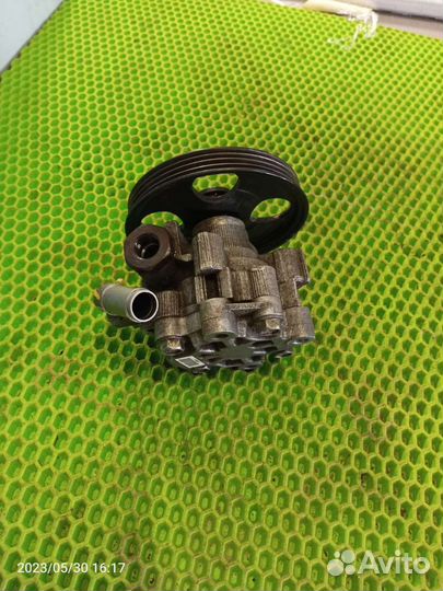 Насос гур Chevrolet aveo T300 f16d4