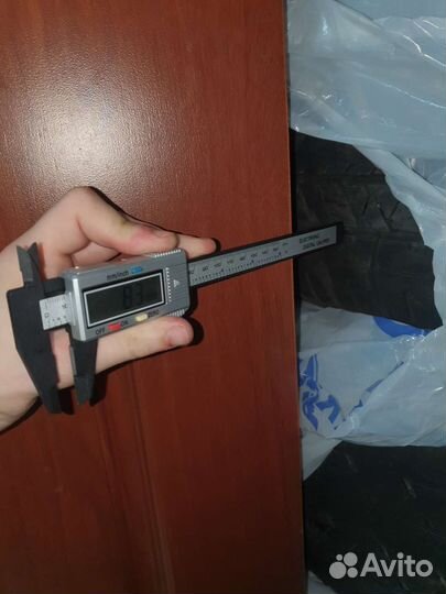 Bridgestone Dueler H/T 275/50 R22