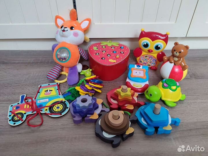 Развивающие игрушки пакетом