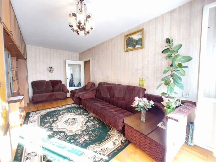 2-к. квартира, 57 м², 2/10 эт.
