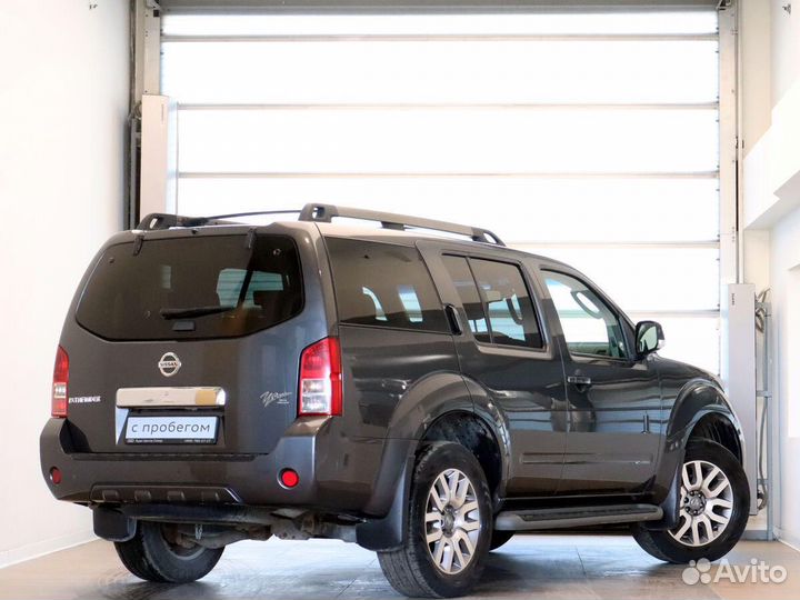 Nissan Pathfinder 2.5 AT, 2014, 174 750 км