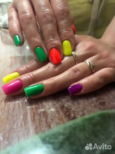 Маникюр педикюр