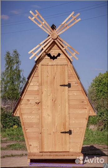 Дачный туалет деревянный PRO884