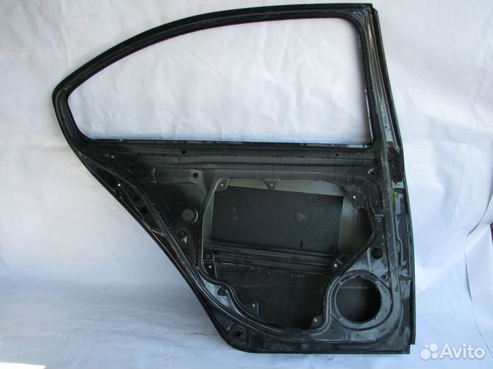Skoda Octavia A5 Дверь задняя левая 2005+