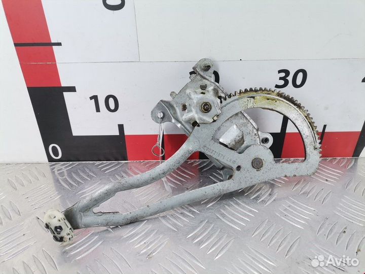 Стеклоподъемник Opel Astra F рест. 1998 90521871