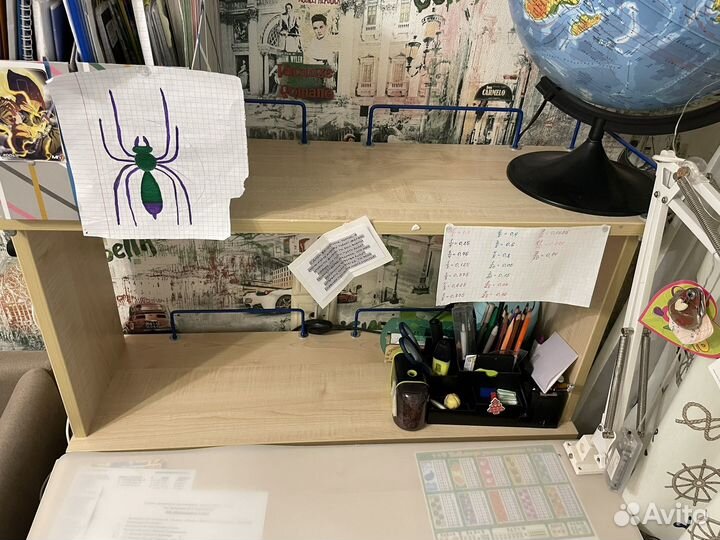 Письменный стол и стул растущие с ребёнком