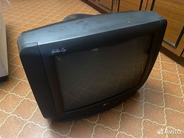 Телевизор LG CF-21D30