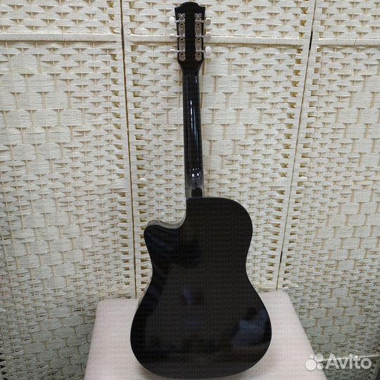 Гитара акустическая