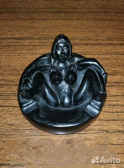 Пепельница