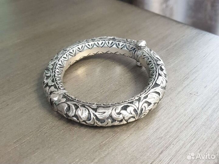 Браслет с гравировкой