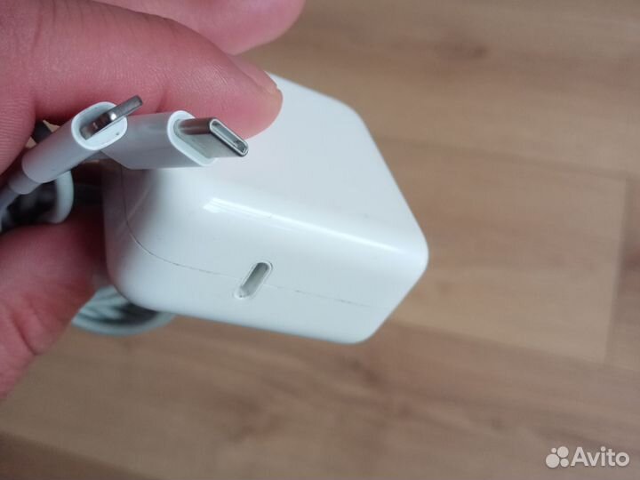 Зарядное устройство на iPhone 30w