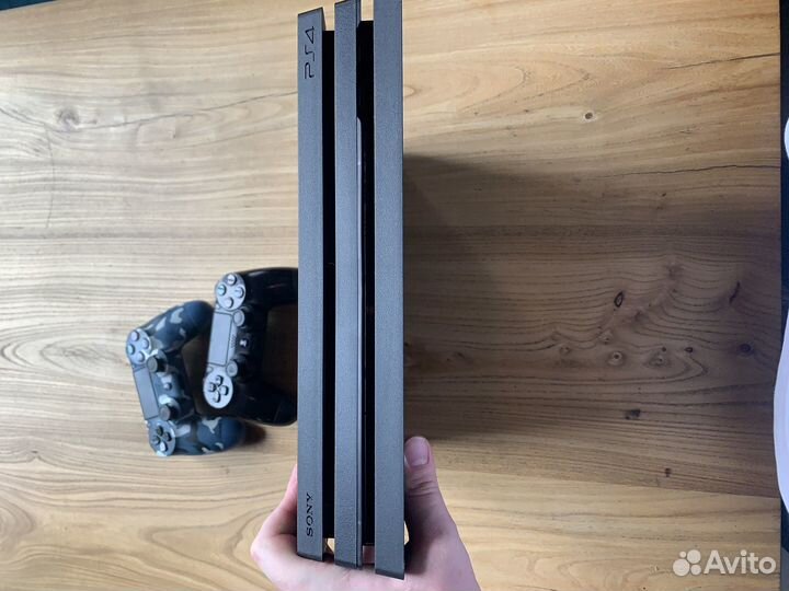 Sony playstation 4 PS4 pro