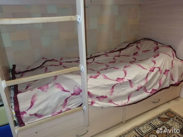 Двухъярусная кровать бу