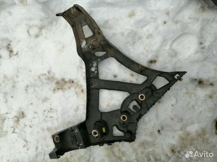 Крепления бампера для рено меган 3