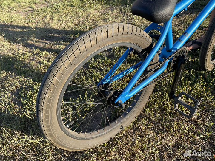 Трюковой велосипед BMX atom