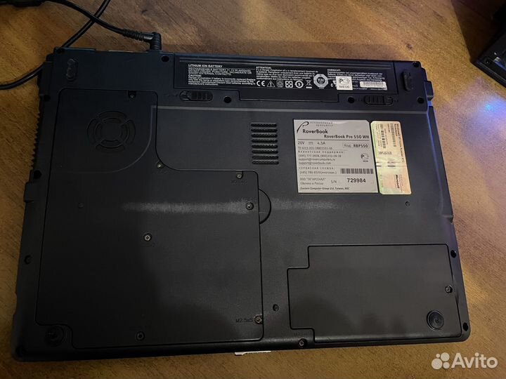 RoverBook Pro 550 Geforce Go 7400 SSD 60gb