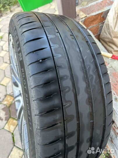 Michelin 4x4 A/T XTT 275/40 R22