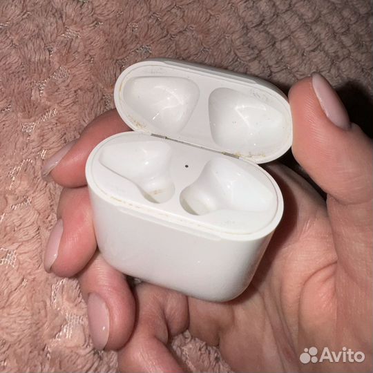 Беспроводные наушники Airpods