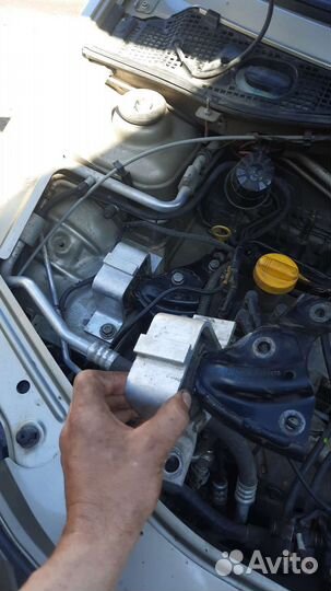 Опора двигателя правая