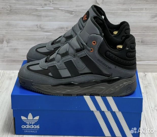 Adidas Gore-tex зимние с мехом