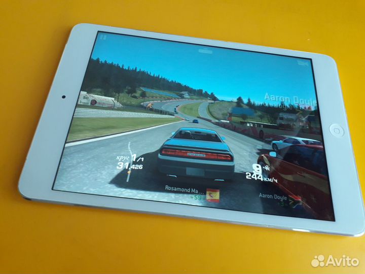 iPad mini 16Гб Wi-Fi + симкарта